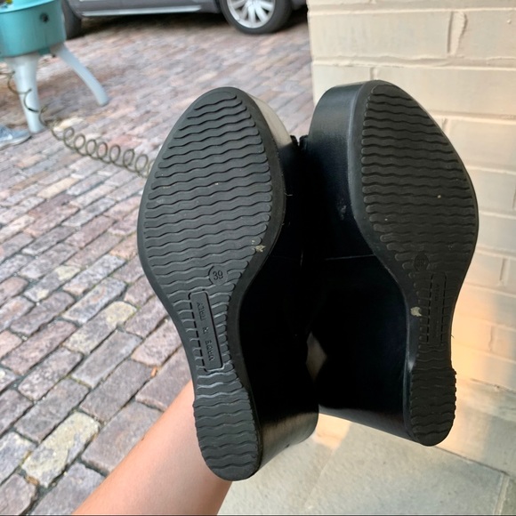 Fred Segal Feet Laser Cut Wedges - Picture 7 of 8